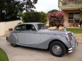 Morrie and Carol Morgan's 1949 MkV sedan